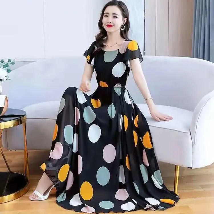新款夏流行裙子长款收腰大摆波点复古长沙滩裙酷飒风女装高级感