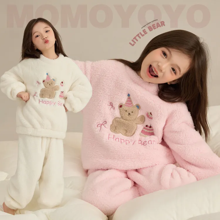 【拥抱熊】儿童贴布绣双面绒家居服套装女童睡衣套装8847X