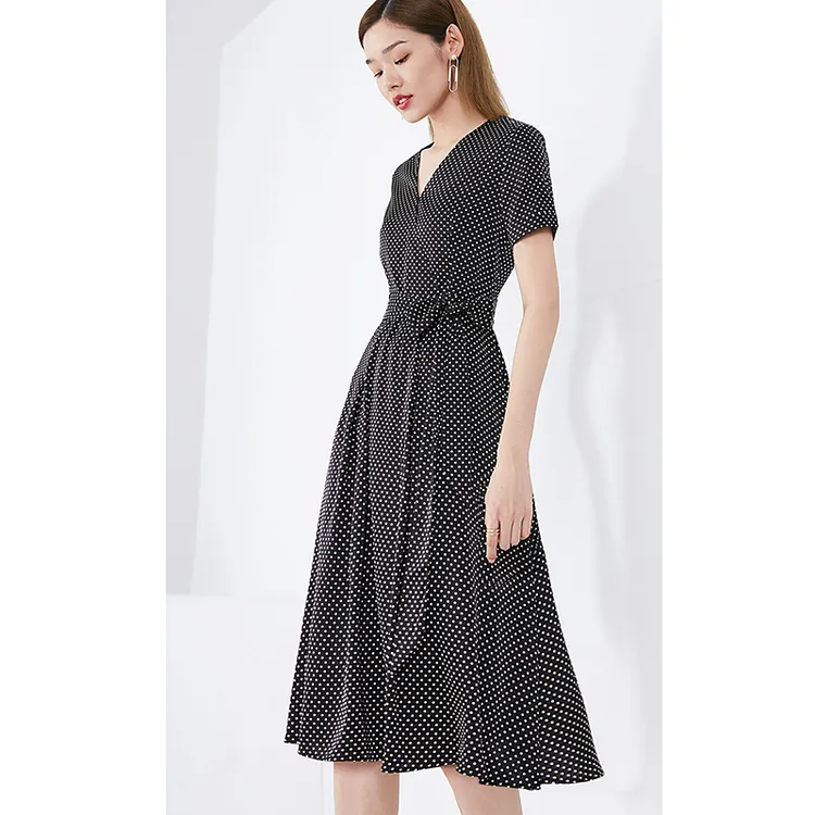 晚白【福利】波点裙V领短袖A摆连衣裙24061714