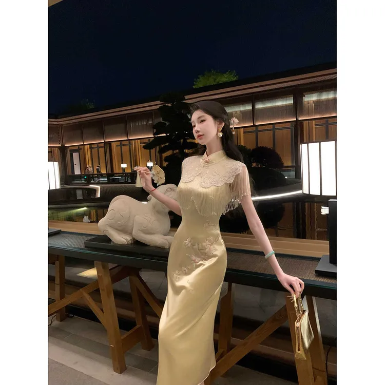 （送运费险）2025年夏气质桃花刺绣新中新中式夏季修身开叉旗袍裙