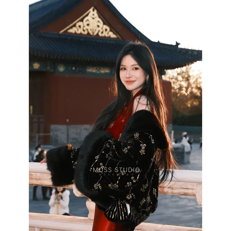 MOSS STUDIO【鎏金花影】冬季新中式重工珠绣丝绒毛毛内里外套女