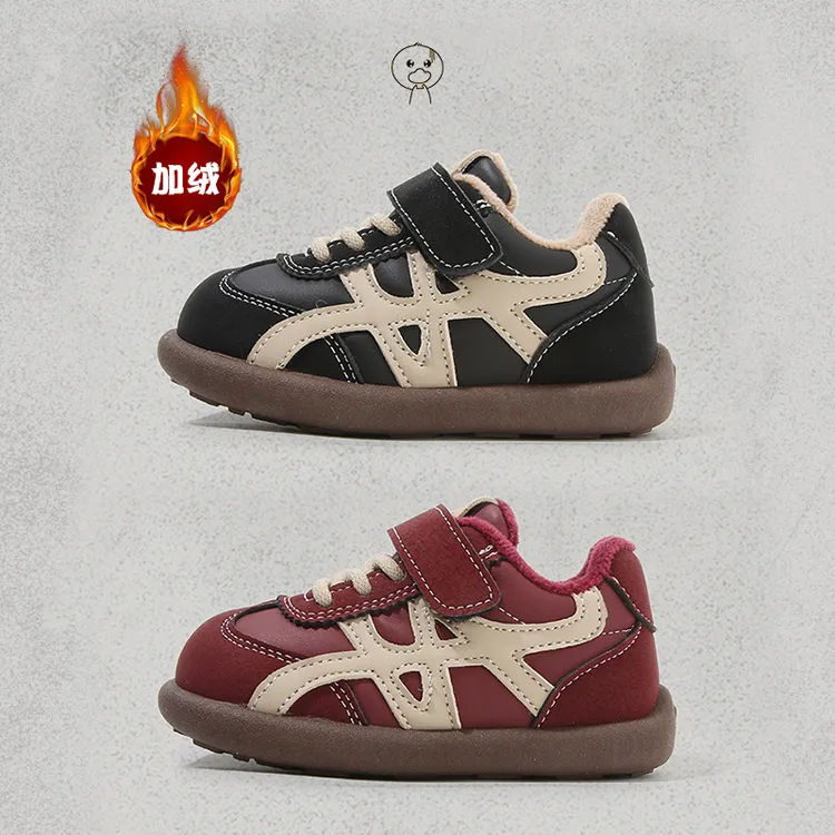 小黄鸭儿童板鞋秋冬男童鞋宝宝棉鞋女童运动鞋幼儿园加绒板鞋H01商品图