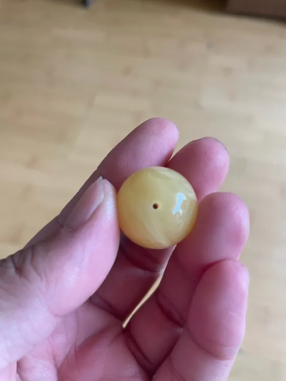 2.08聚宝盆蜜蜡圆珠