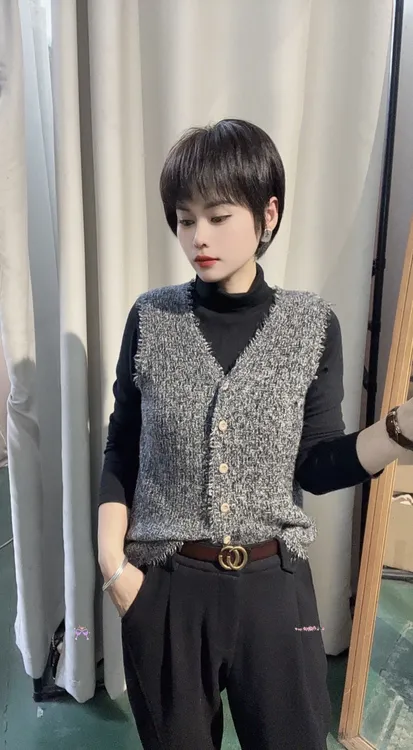 针织薄款背心短款上衣