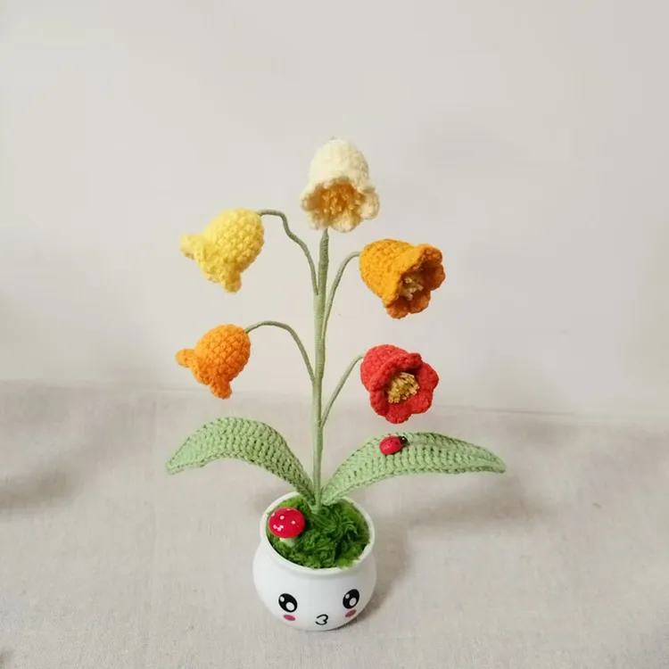 成品毛线钩织花束铃兰花盆栽桌面摆设仿真花送朋友爱人闺蜜礼物