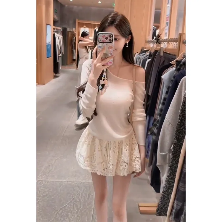 2025秋季新款女法式气质修身露肩长袖针织上衣高腰显瘦镂空半身裙