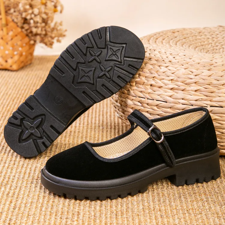 2025新款女款舞蹈鞋厚底粗跟舒适广场妈妈鞋老北京布鞋黑色工作鞋