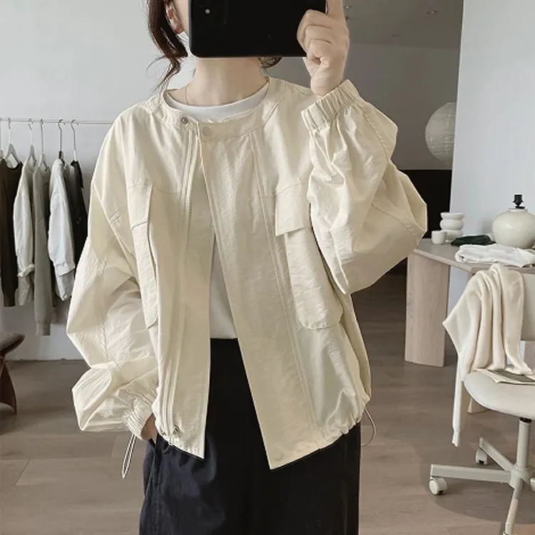 韩版简约风圆领宽松显瘦口袋设计感薄款外套女2025夏季高级感上衣