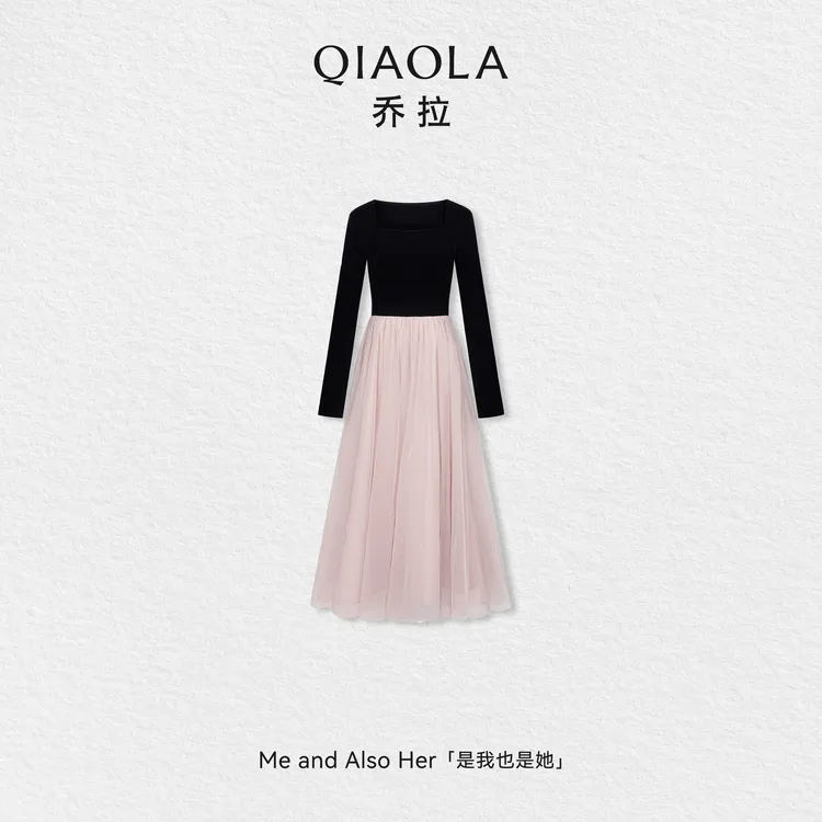 QIAOLA/乔拉【左岸香颂】秋冬针织方领设计拼接式时尚简约A字连衣裙