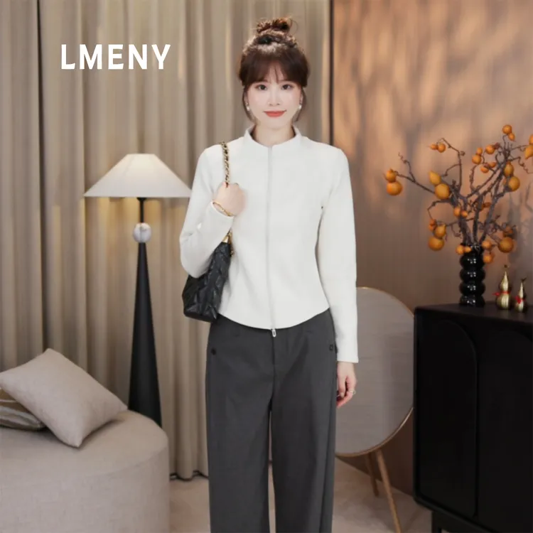 LMENY“石墨烯小蛮腰2.0”工艺全升级！轻暖恒温立领暖炉上衣25CL002