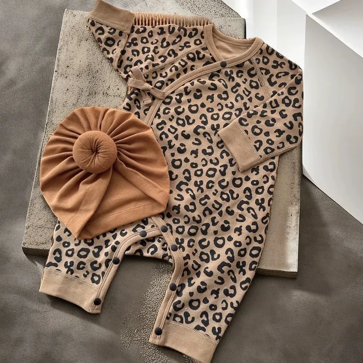 欧美婴儿连体衣春秋纯棉秋季外穿新生儿0-3个月洋气A类爬服豹纹52