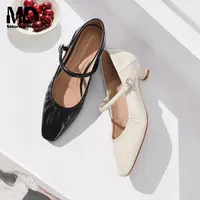 【千颂妮专享】小猫跟牛皮高跟鞋女新款粗跟玛丽珍单鞋MDD3111D07