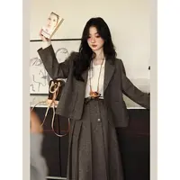 花栗鼠小姐 格雷系套装 韩系质感西装女春秋外套+百褶裙长款半裙