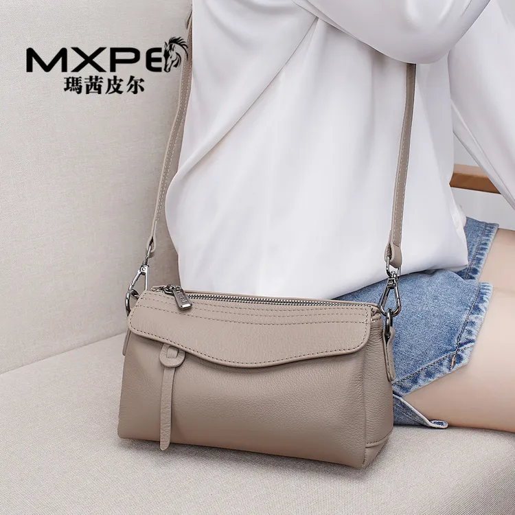 女士斜挎包2025时尚爆款真皮腋下妈妈包中年气质优雅软牛皮斜挎包