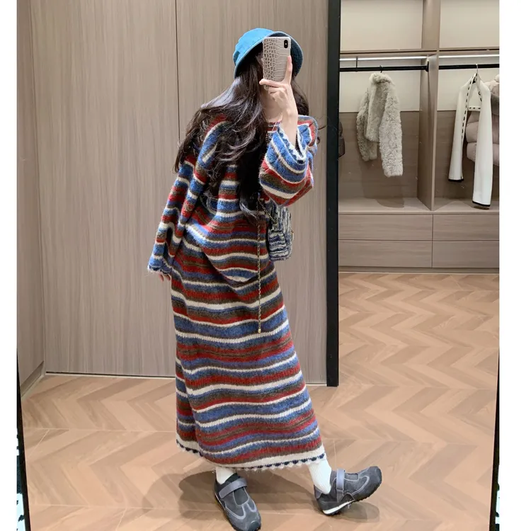 【现货】Leathercat巨好看的冬装一整套条纹半裙韩式慵懒chic套装