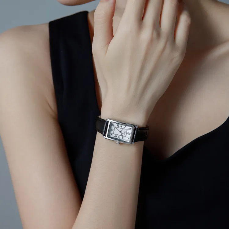 聚利时手表女时尚名牌正品小方表2025新款爆款复古轻奢小众女士表