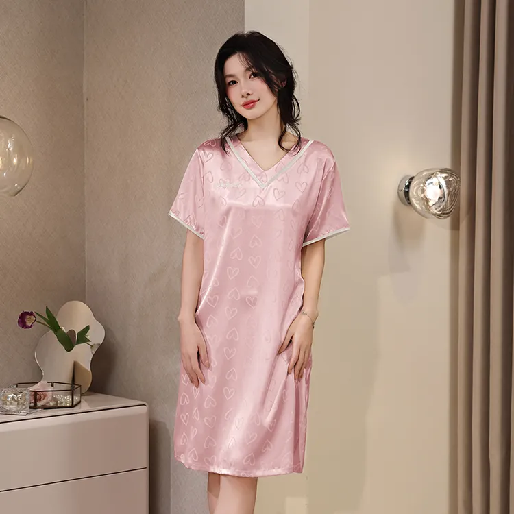 夏季女士睡裙薄款短袖冰丝性感家居服2025年新款带胸垫高级感睡衣