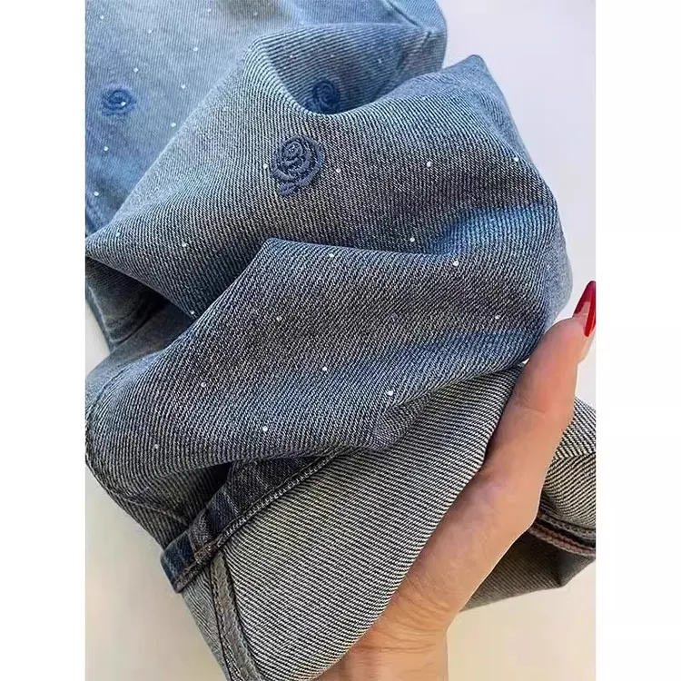复古水洗蓝刺绣烫钻直筒牛仔裤女秋冬加绒大码梨型身材宽松阔腿裤
