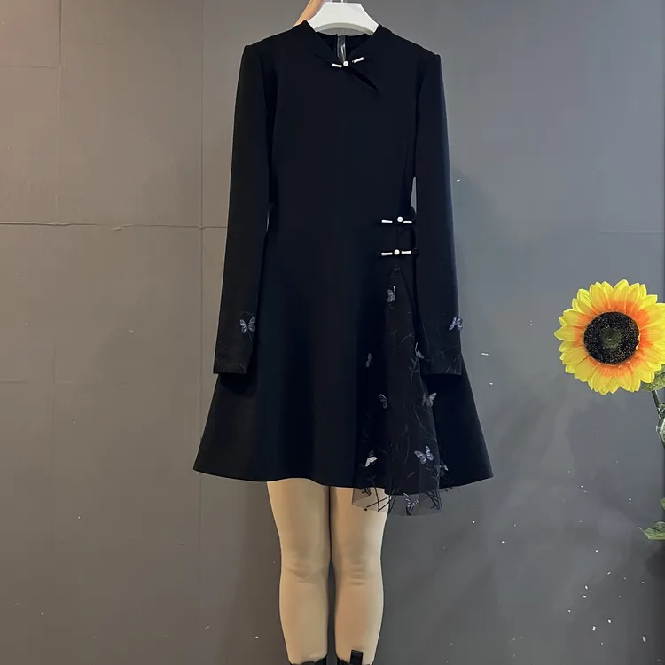 新中式国风复古盘扣立体蝴蝶拼网纱设计感显瘦遮肚大码连衣裙