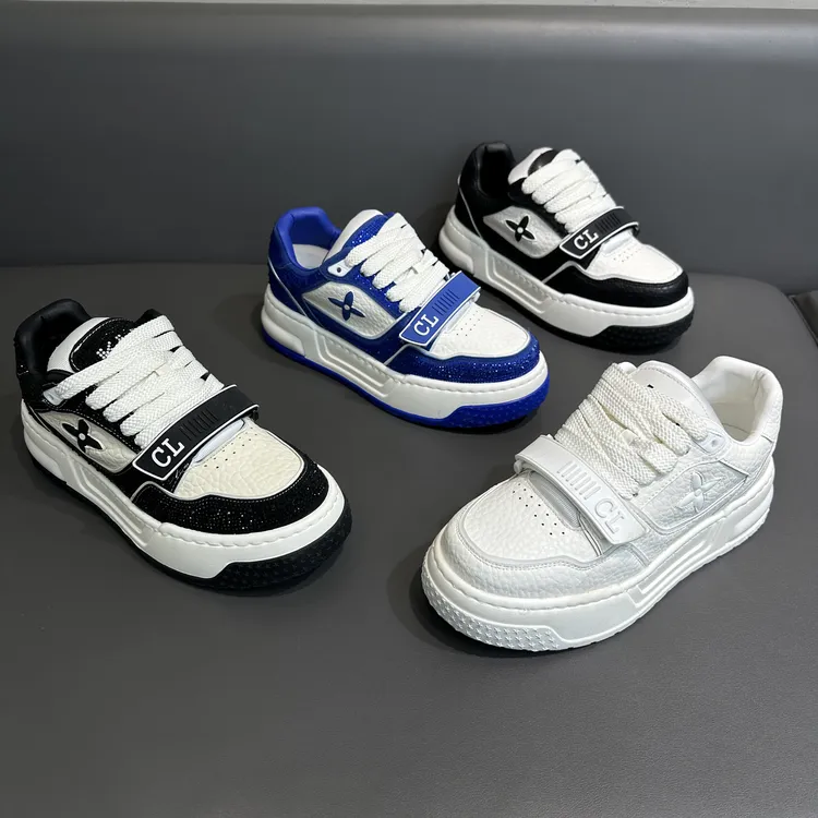 广州男士低帮透气软底时尚厚底休闲时尚休闲鞋轻质百搭板鞋网红鞋