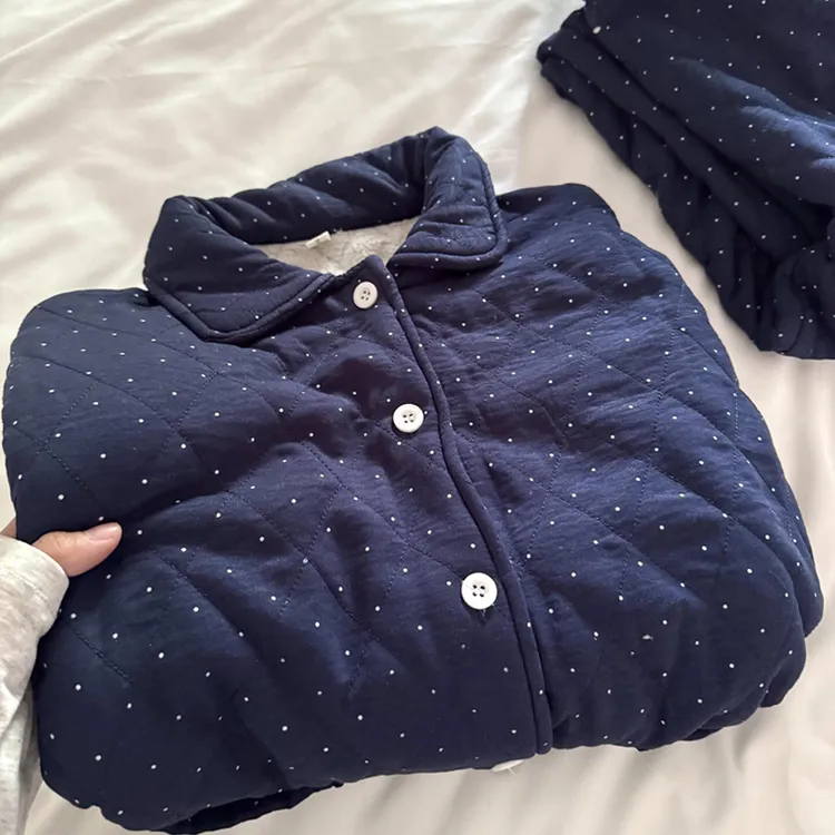 侘町2025新款冬季睡衣深蓝波点空气夹棉加厚开衫翻领套装家居服女