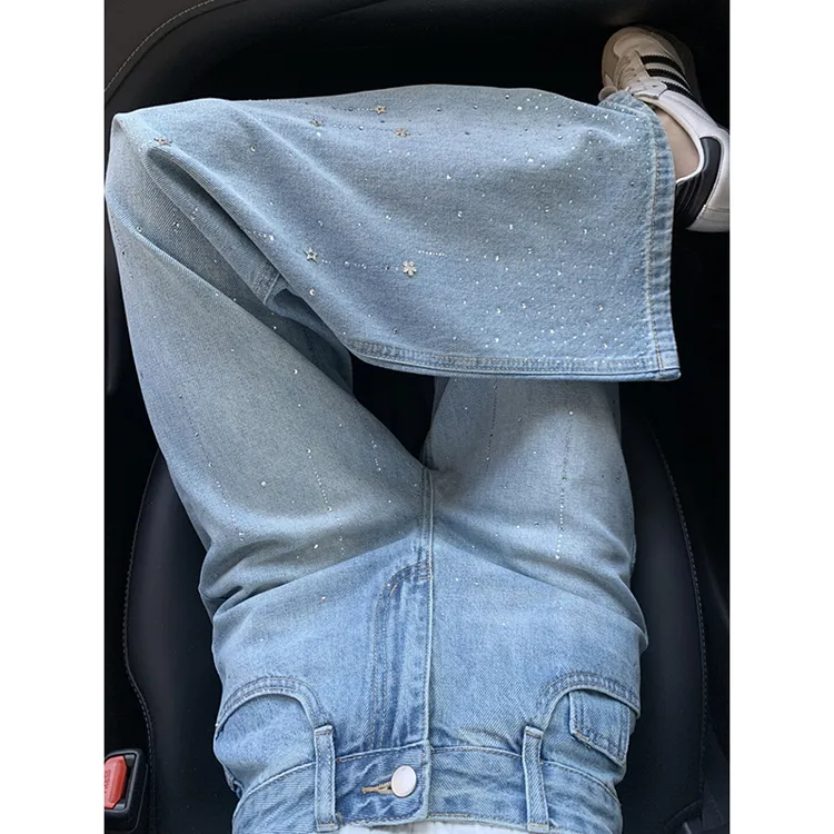 大码浅蓝色设计感烫钻直筒牛仔裤女春季新款高腰宽松垂感阔腿裤子