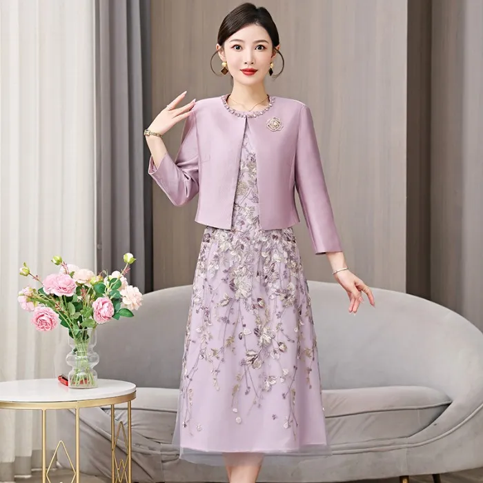 十一喜妈妈礼服婚宴套装2025喜婆婆年轻气质高级感结婚连衣裙秋季