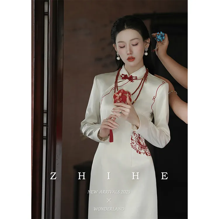 无艳一禾【枕上书】囍嫁系列 原创国风缎面重工刺绣立领旗袍连衣裙