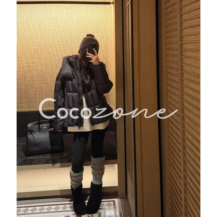 COCO ZONE刘 一一 “冬日来信”90白鹅绒连帽鹅绒服 CD2A2720
