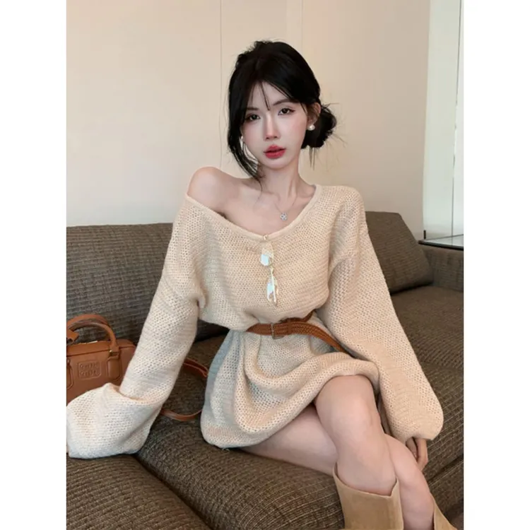 韩系氛围感穿搭钓系约会裙纯欲风辣妹露肩长袖针织毛衣连衣裙秋季
