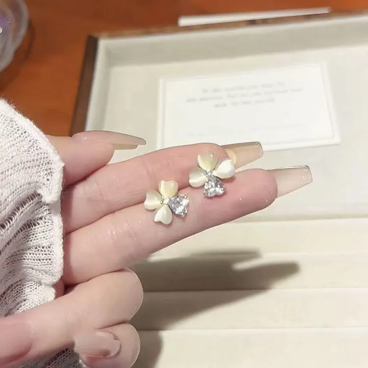 四叶草猫眼石耳扣轻奢气质小众高级感耳环小巧甜美耳饰商品图