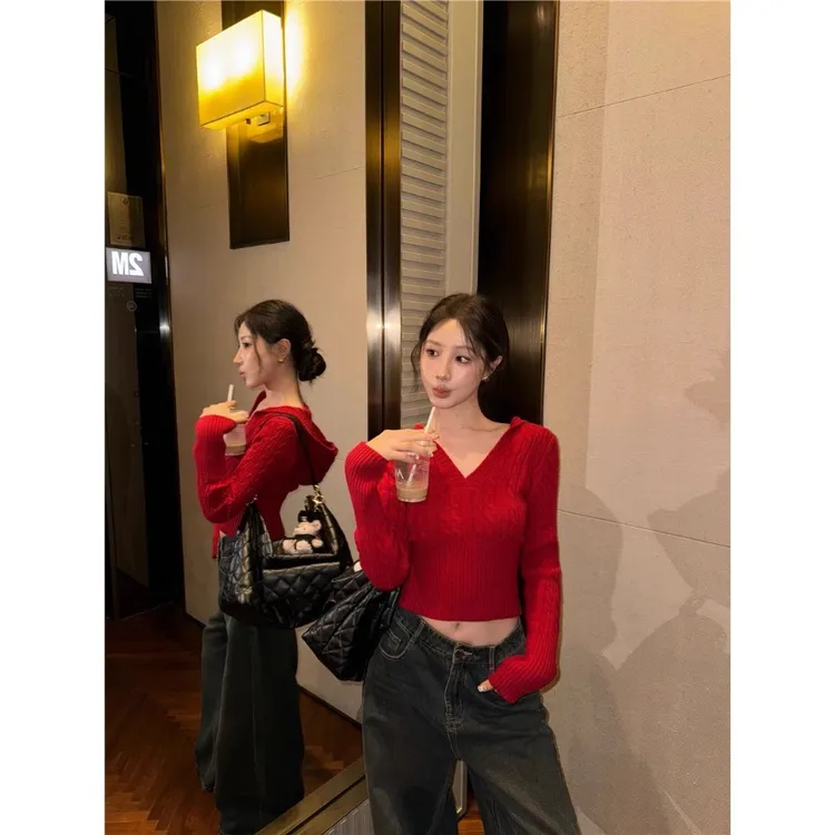 新年红色连帽毛衣女秋冬软糯糯套头针织打底衫小个子修身短款上衣