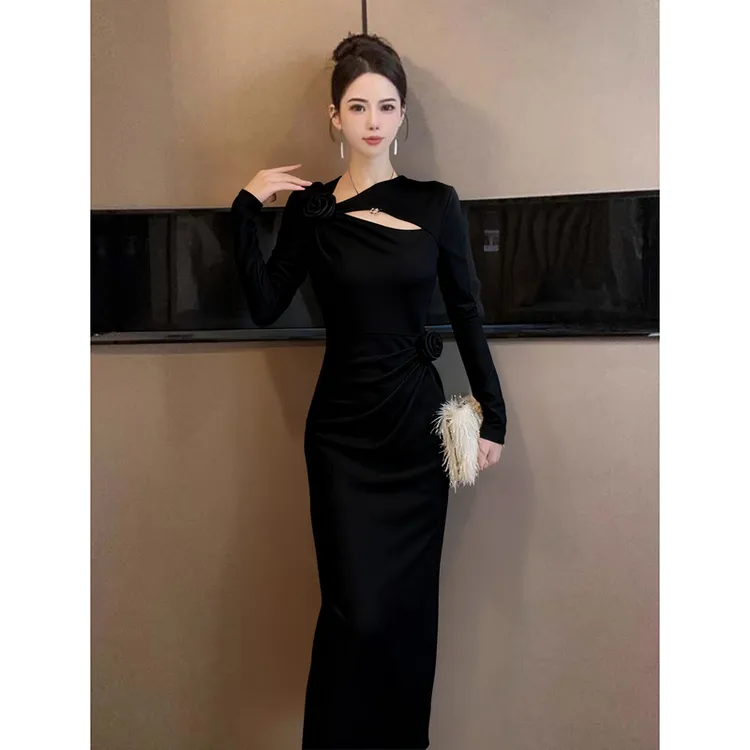 法式名媛温柔风设计感长裙女玫瑰花气质女人味秋冬季连衣裙D4030