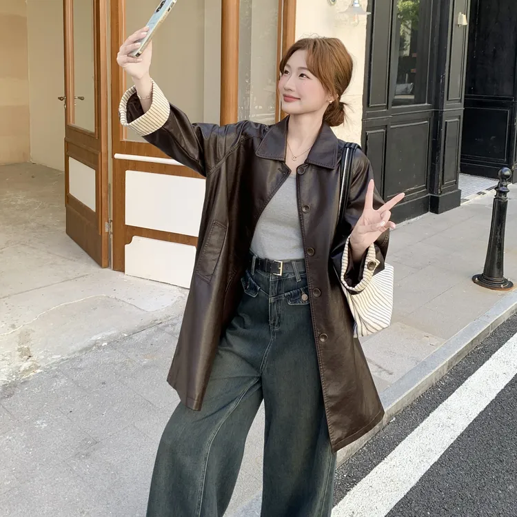 咖棕色港风条纹拼接复古皮衣外套女2025秋季新款中长款气质皮夹克