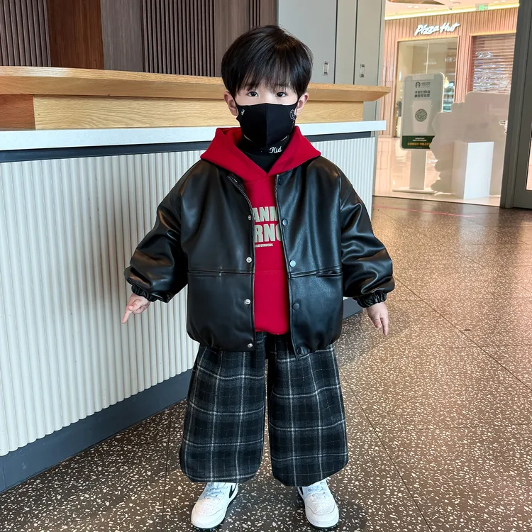 男童加绒皮衣套装儿童冬装2025新款男孩宝冬季时髦加厚夹棉三件套