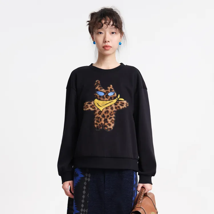 MOVEUP幻走2025冬新款.FUN 罗纹贴布绣简约短款卫衣女3EWD11421