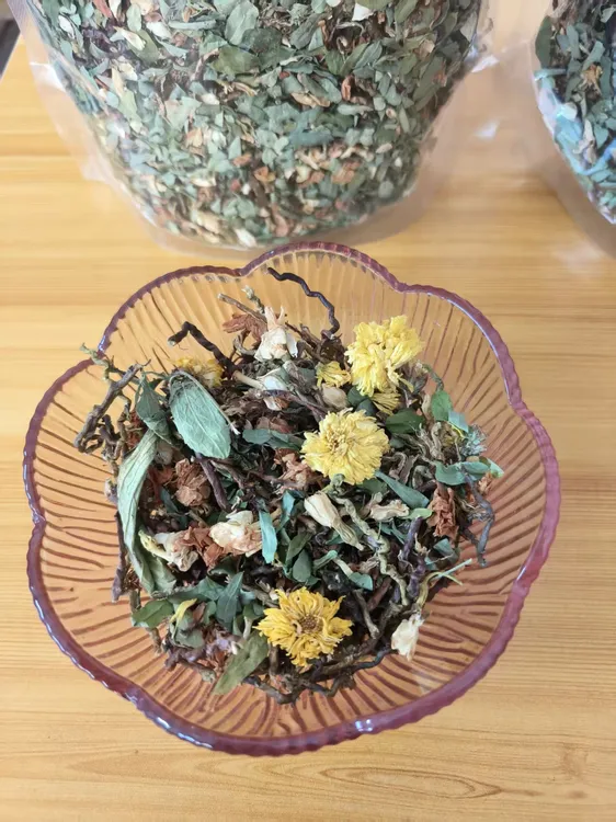 鸡骨草菊花罗汉果花甜叶菊茉莉花清热去火熬夜养生茶