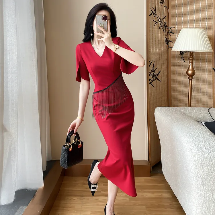 红色修身礼服鱼尾裙25夏新款高档气质V领正式场合显气质长裙子女