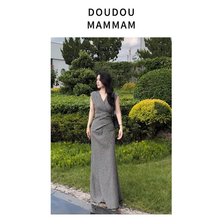 夏季收腰显瘦遮肉无袖格子长裙