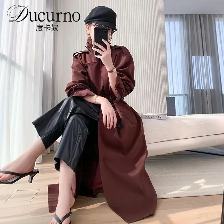 风衣外套女2025年早秋季新款时尚百搭高级长袖长款宽松棕红色上衣