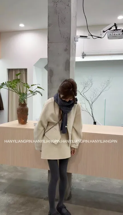 【漫画】韩版气质羊毛外套（不可机洗）