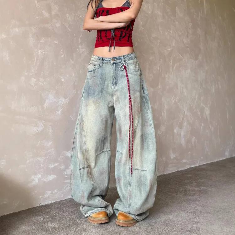 大码美式复古高街弯刀脏染做旧牛仔裤女设计感宽松高腰阔腿拖地裤