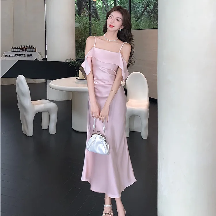 轻奢网红法式吊带一字肩缎面吊带连衣裙女收褶收腰显瘦鱼尾连衣裙