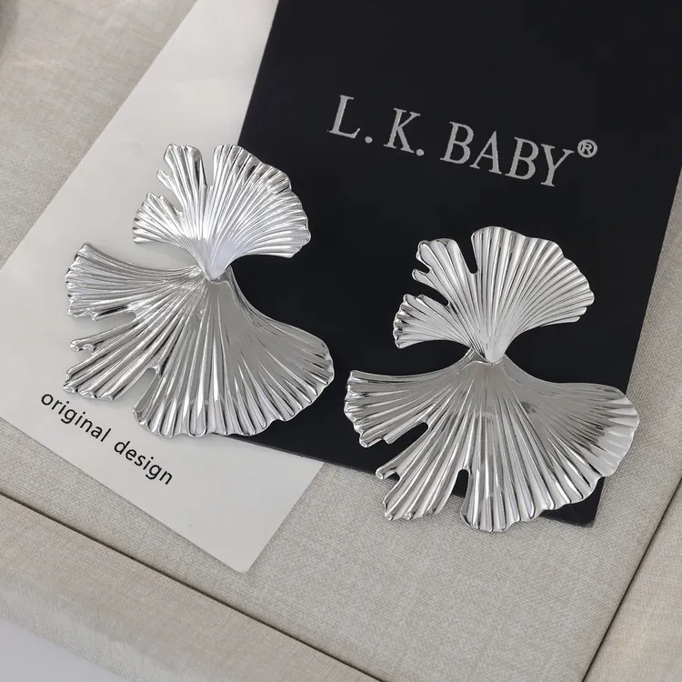 铜合金耳饰 镀k金「银杏叶」银色耳坠气质时尚法式小众素款高端耳钉