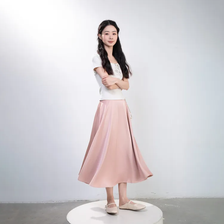 T恤修身收腰夏季圆领短袖+半身裙珠光a字长裙~琉璃时光+伦敦庄园