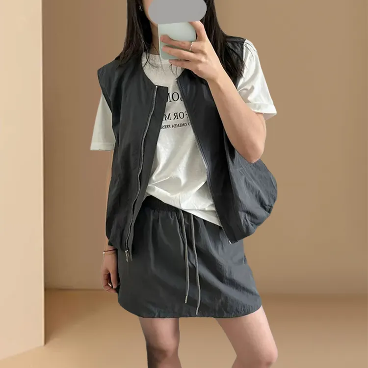 韩系简约设计感夏季新款时尚三件套裙子百搭短袖t恤衫马甲套装