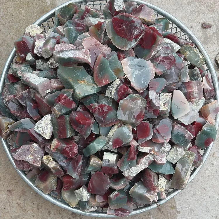 精选秦紫玉雕刻料子，挂件料珠子料，也做装饰摆件