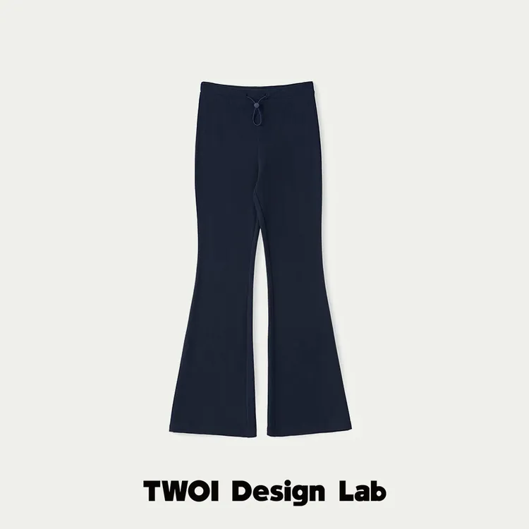TWOI Design Lab "经典必入·basic系列"「奶油藏蓝抽绳喇叭针织裤」商品图
