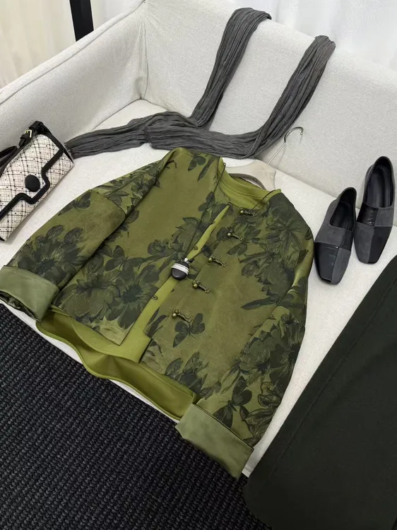 【玉林】新中式绣花女圆领短外套紫色植物花卉开衫新中式厚款秋季