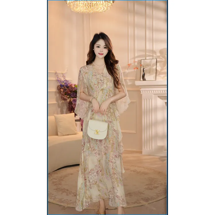 【露华泷】25年法式清透名媛风优雅气质收腰高端连衣裙